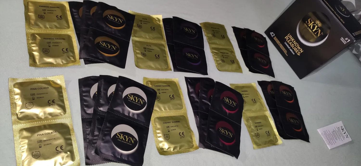 SKYN Unknown Pleasures préservatifs x42 assortiment sans latex